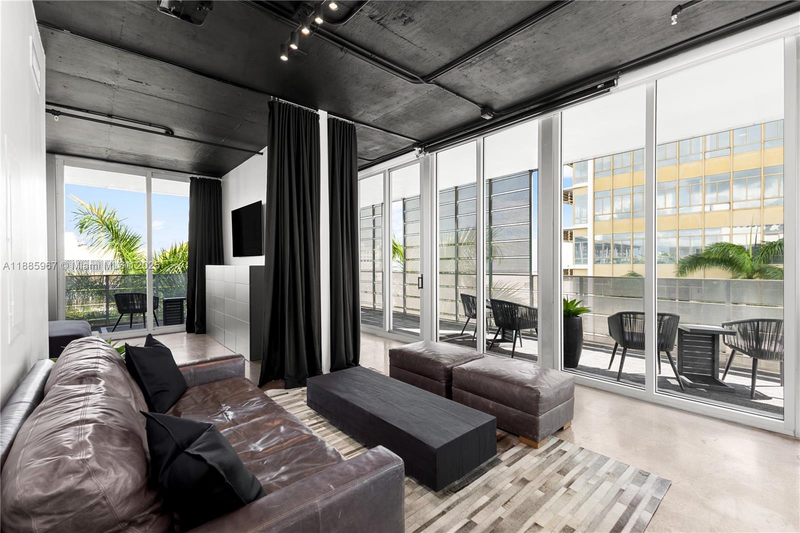 501 2 / 2 1014 sq. ft. $ 2025-09-27 0 Photo