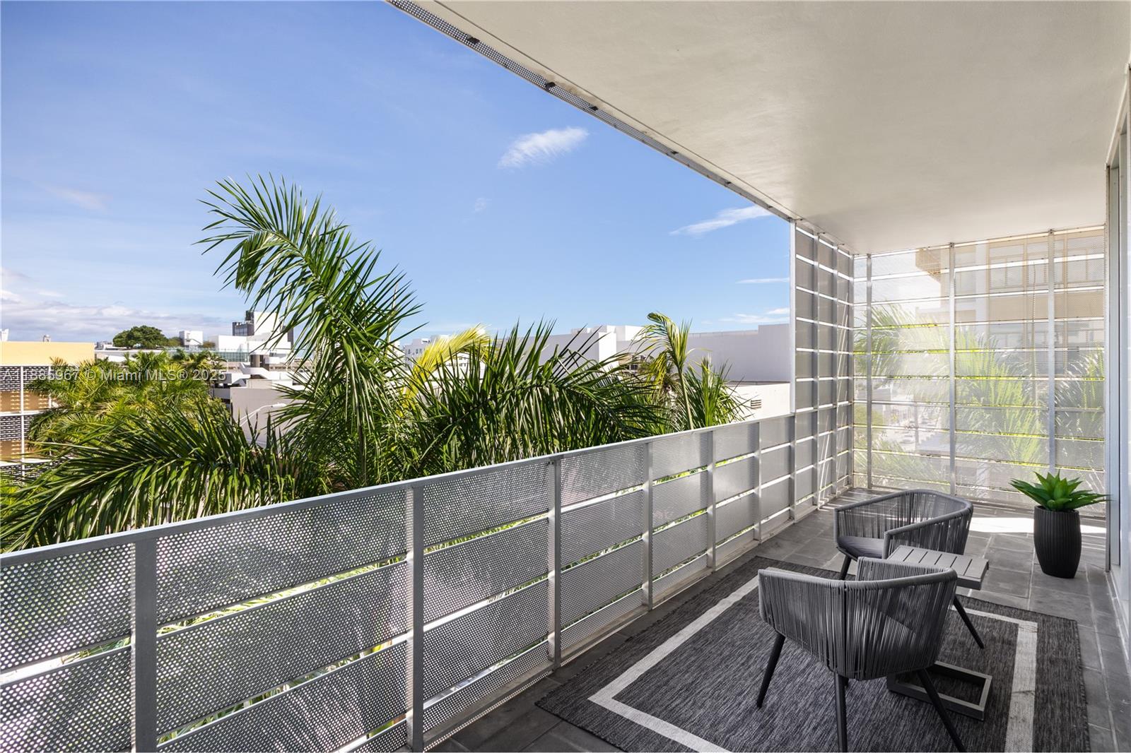 501 2 / 2 1014 sq. ft. $ 2025-09-27 0 Photo