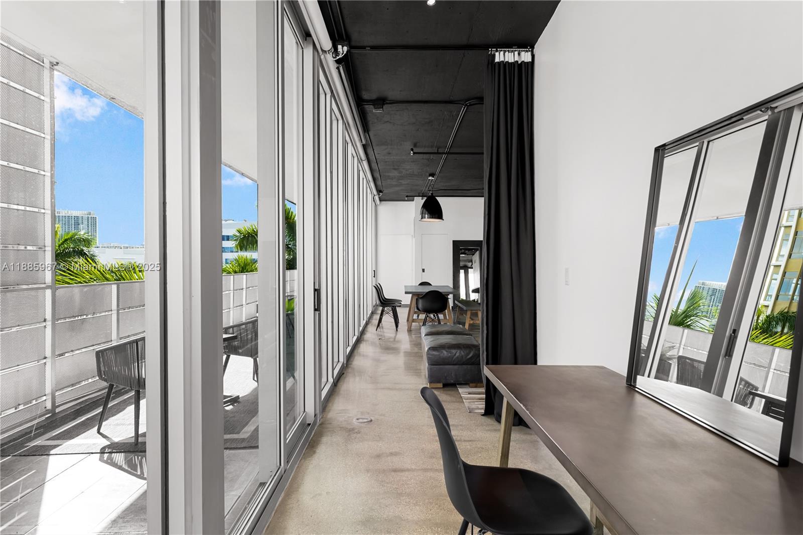 501 2 / 2 1014 sq. ft. $ 2025-09-27 0 Photo