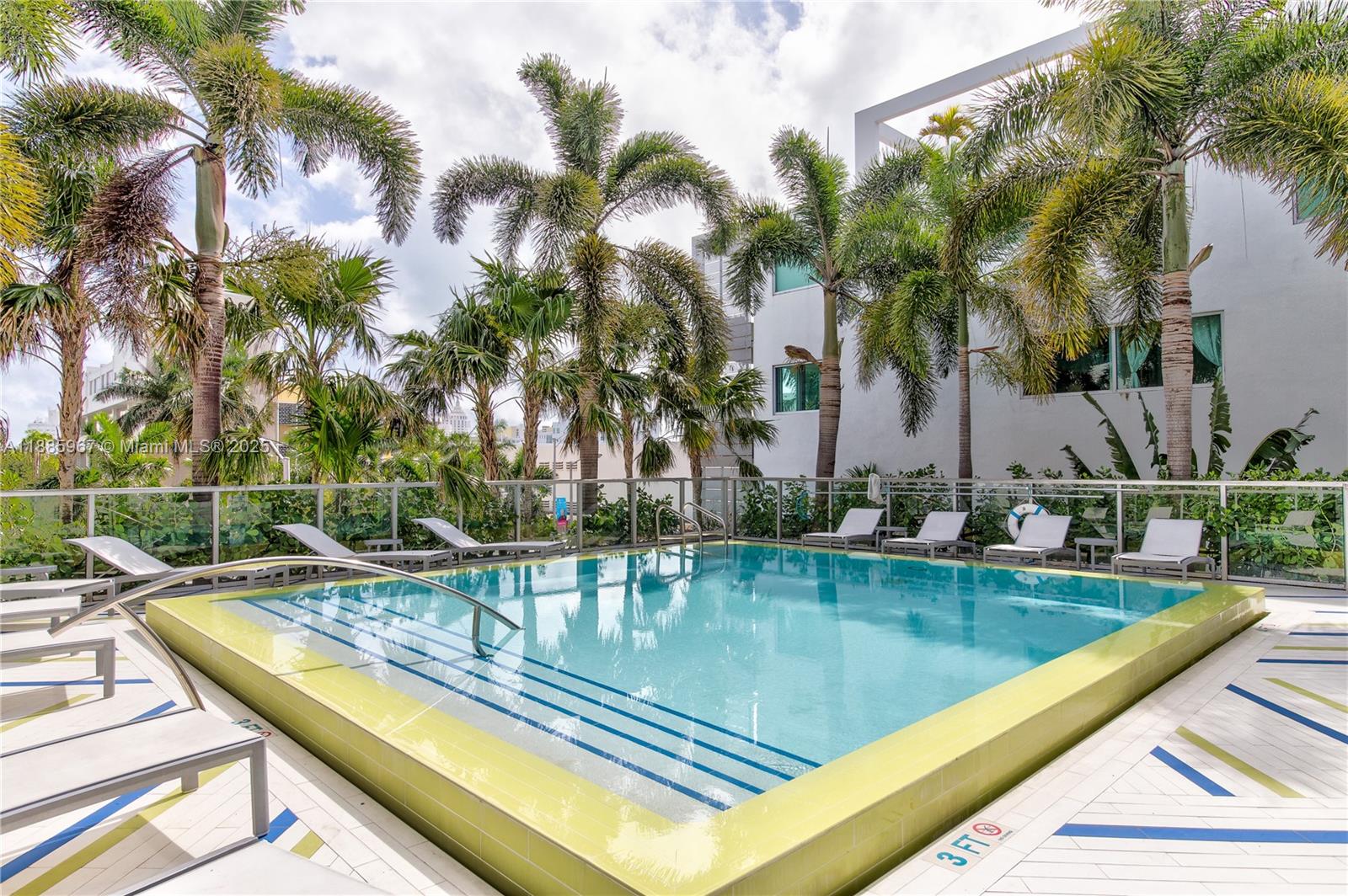501 2 / 2 1014 sq. ft. $ 2025-09-27 0 Photo