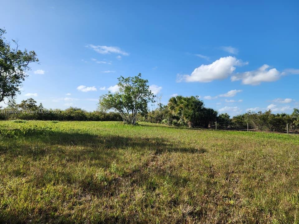   /   sq. ft. $ 2025-09-27 0 Photo