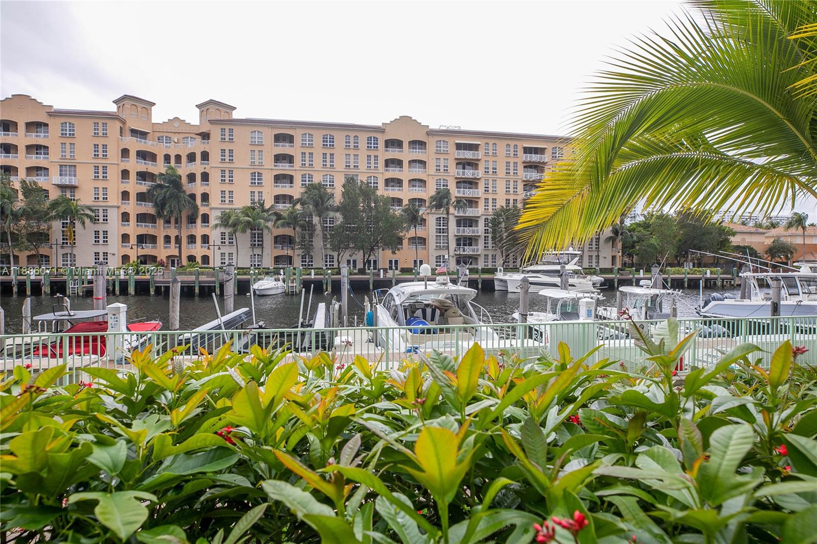 Photo of 2950 188th St  #124, Aventura, Florida, 33180 - 