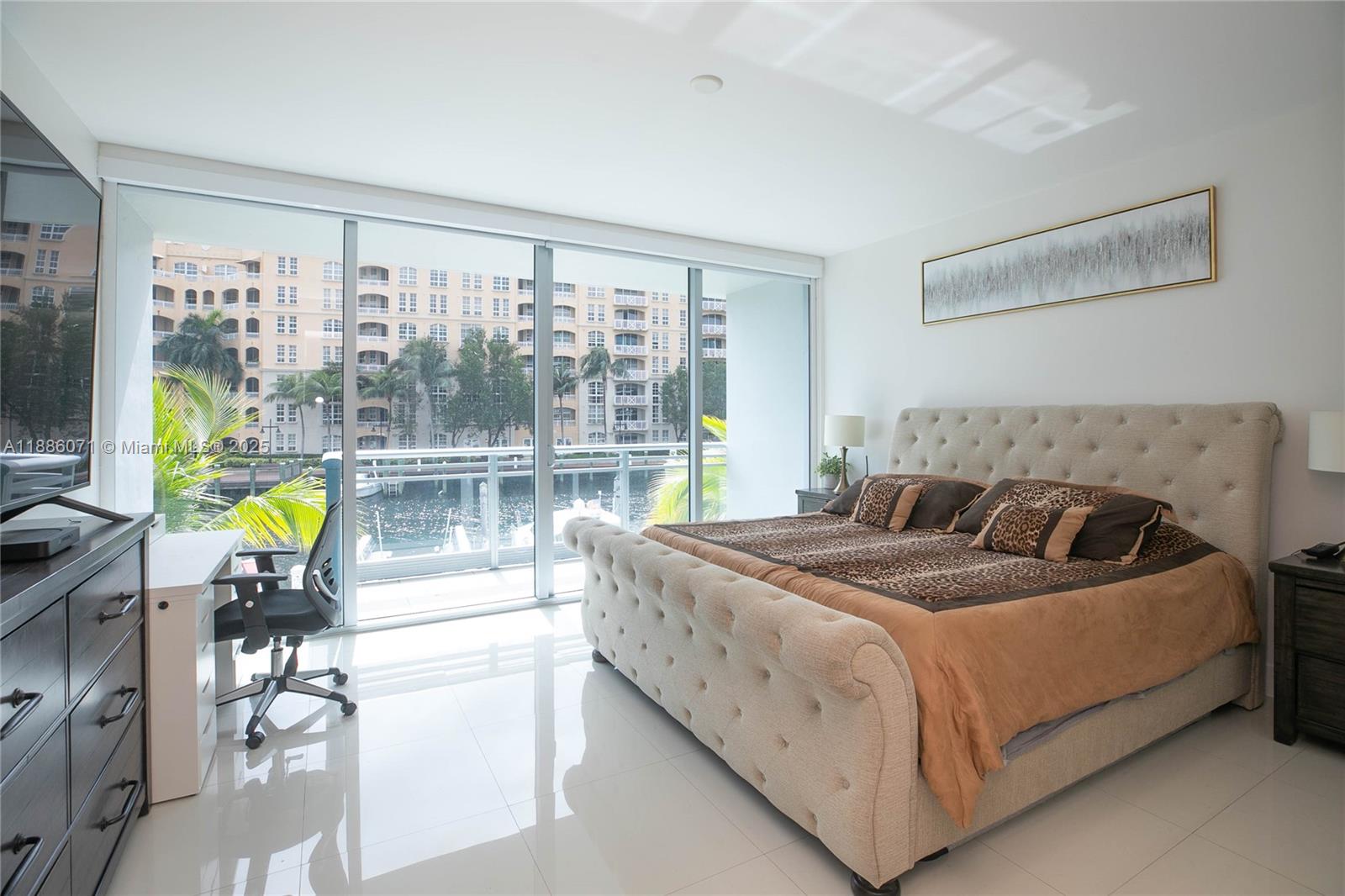 Photo of 2950 188th St  #124, Aventura, Florida, 33180 - 