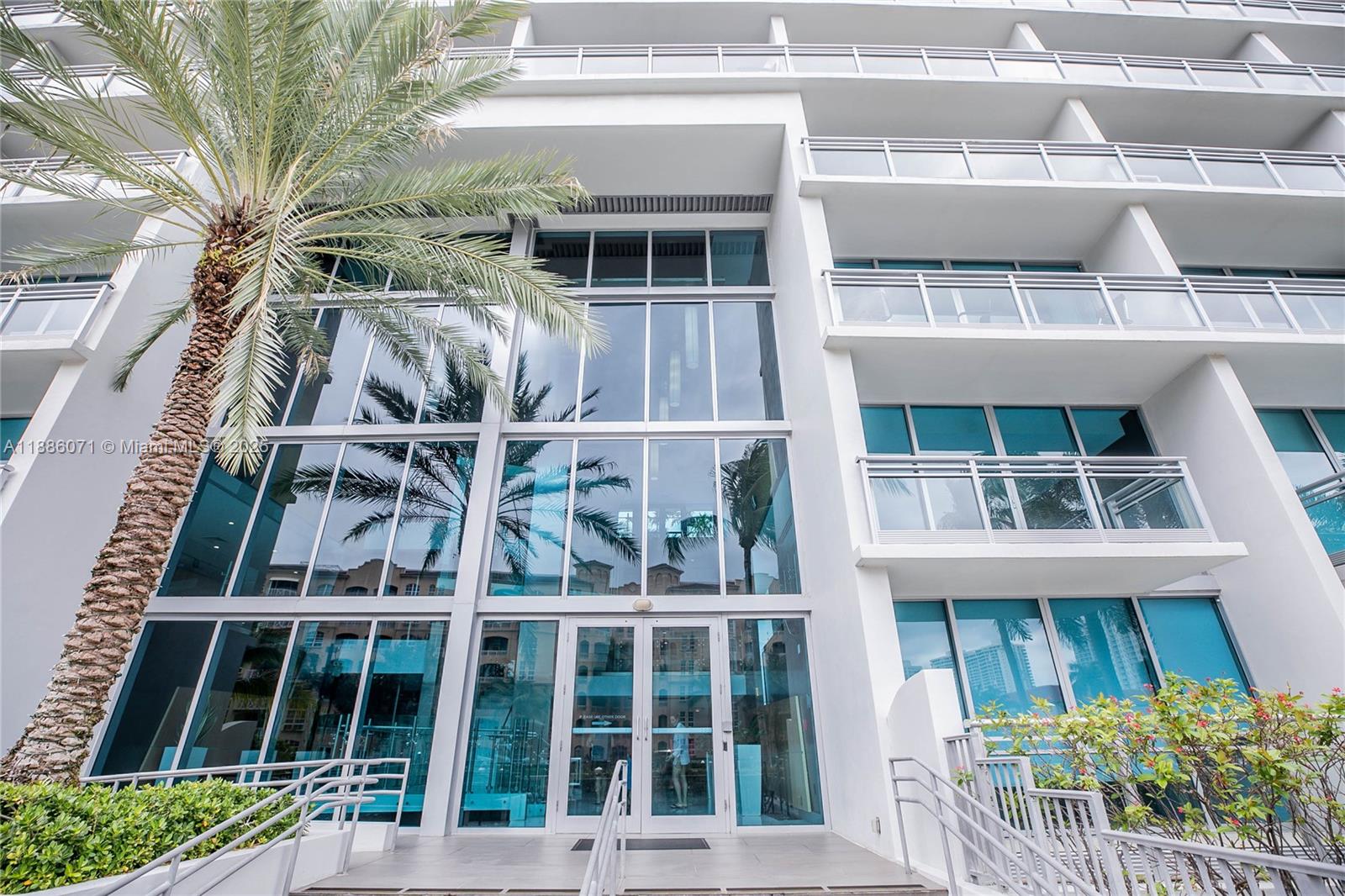 Photo of 2950 188th St  #124, Aventura, Florida, 33180 - 