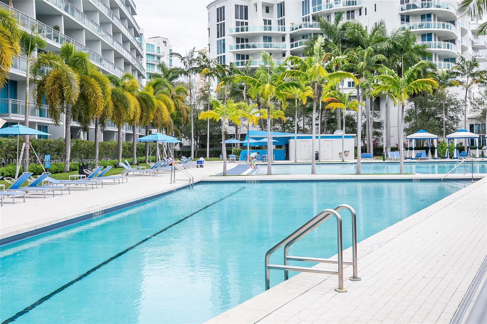 Photo of 2950 188th St  #124, Aventura, Florida, 33180 - 