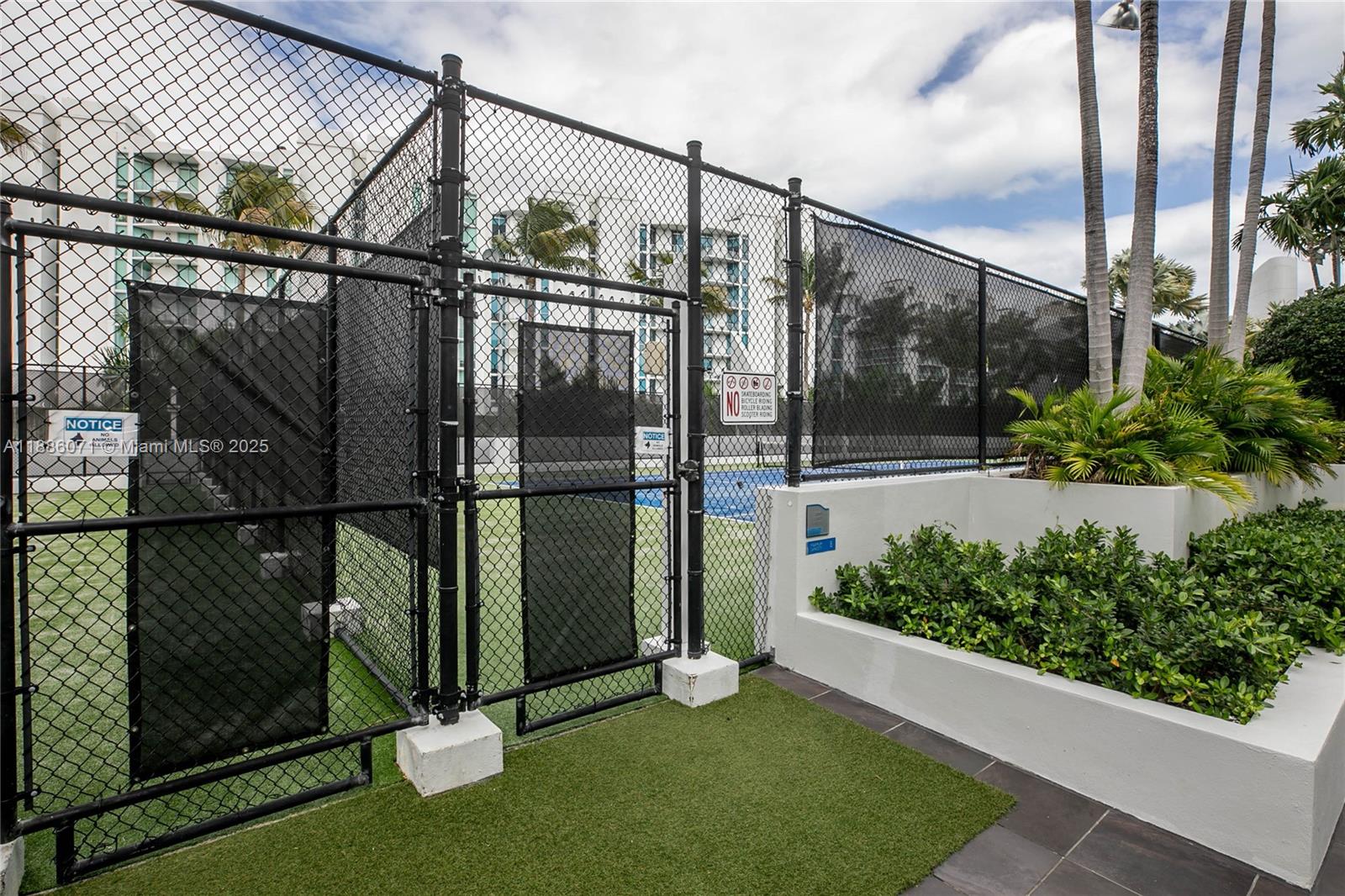 Photo of 2950 188th St  #124, Aventura, Florida, 33180 - 