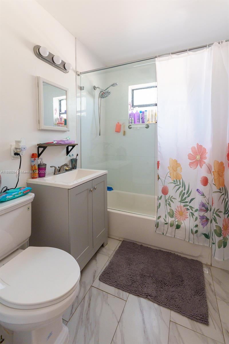 See details / 1375 sq. ft. $ 2025-09-28 0 Photo
