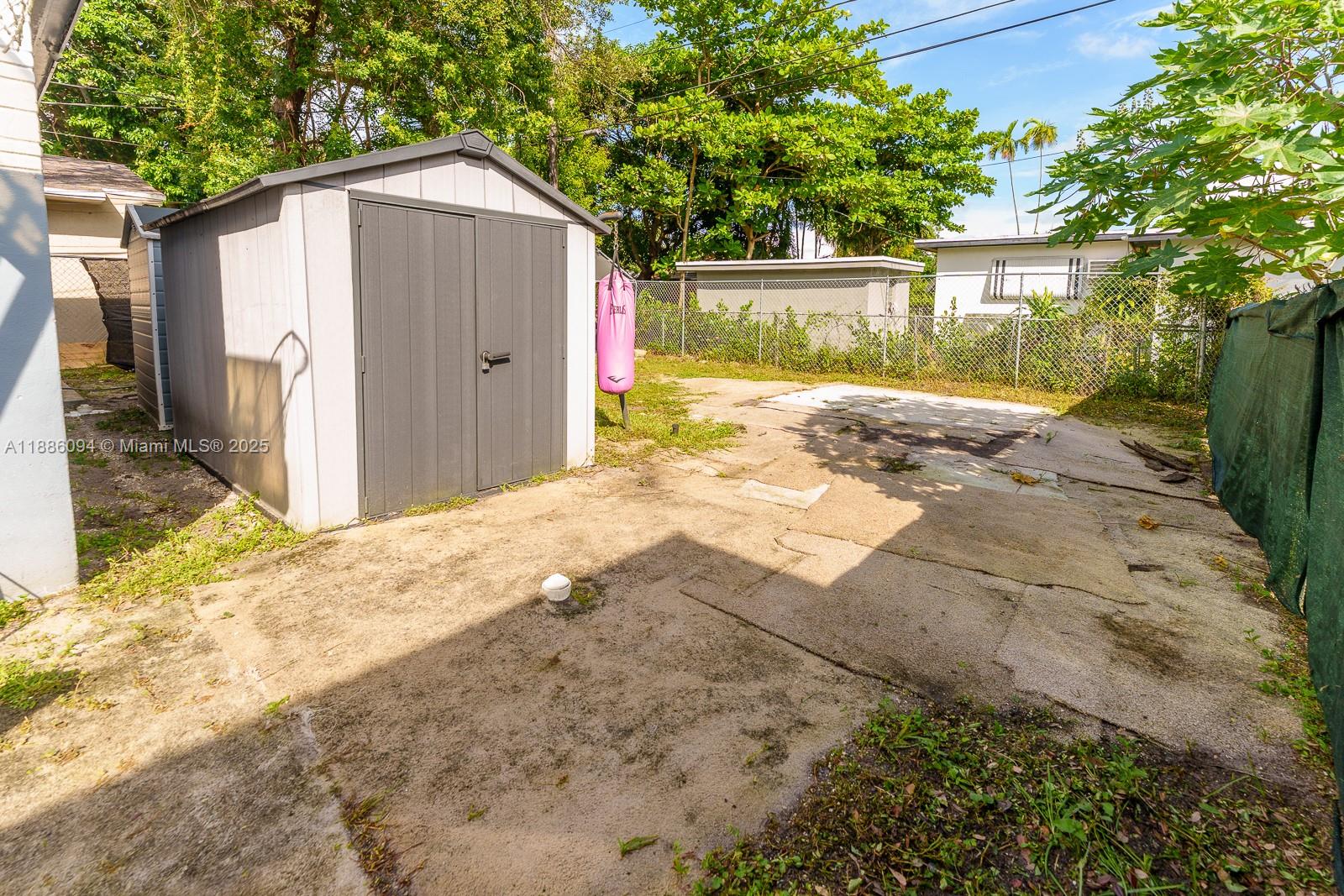 See details / 1375 sq. ft. $ 2025-09-28 0 Photo