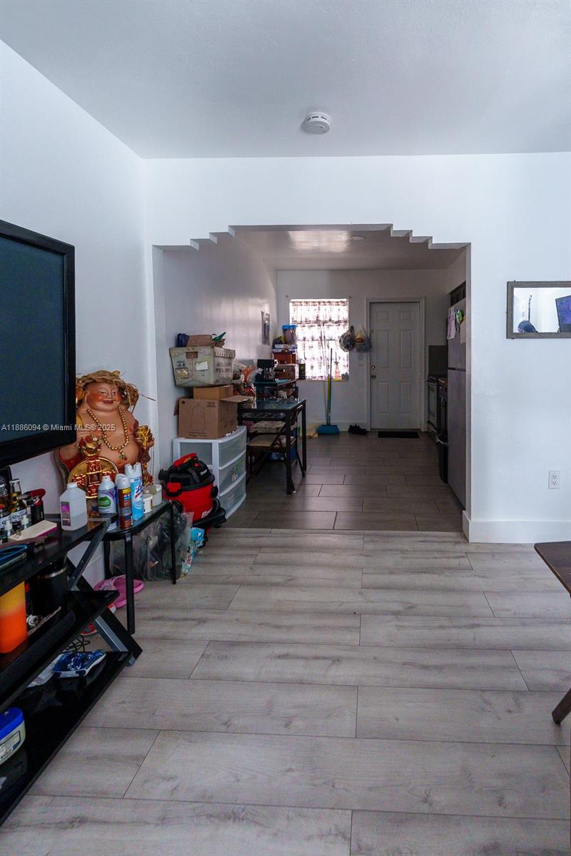 See details / 1375 sq. ft. $ 2025-09-28 0 Photo