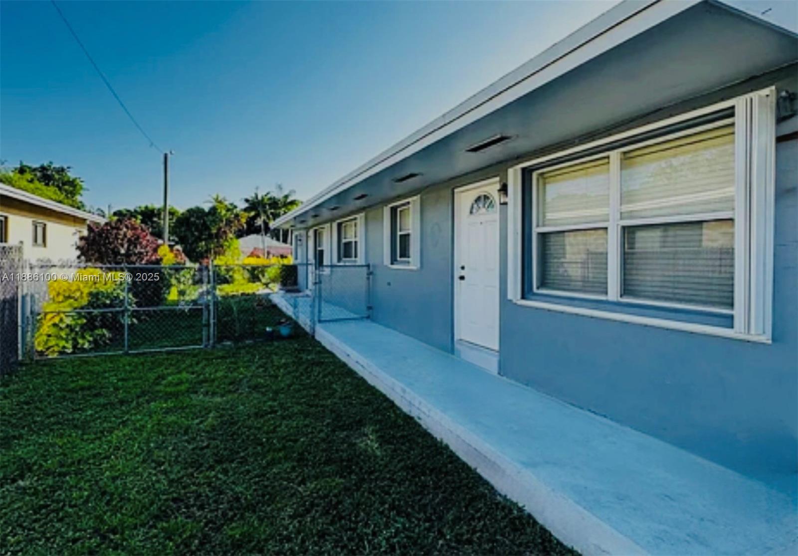 See details / 1558 sq. ft. $ 2025-09-28 0 Photo