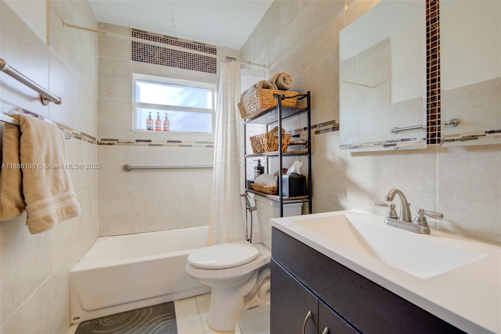   /  1558 sq. ft. $ 2025-09-28 0 Photo