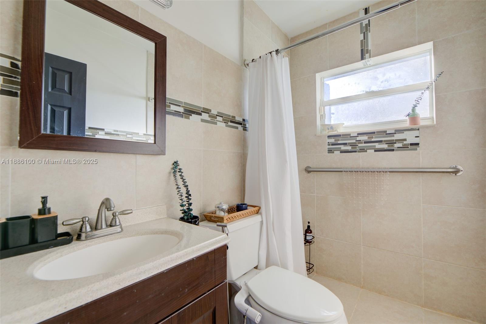   /  1558 sq. ft. $ 2025-09-28 0 Photo