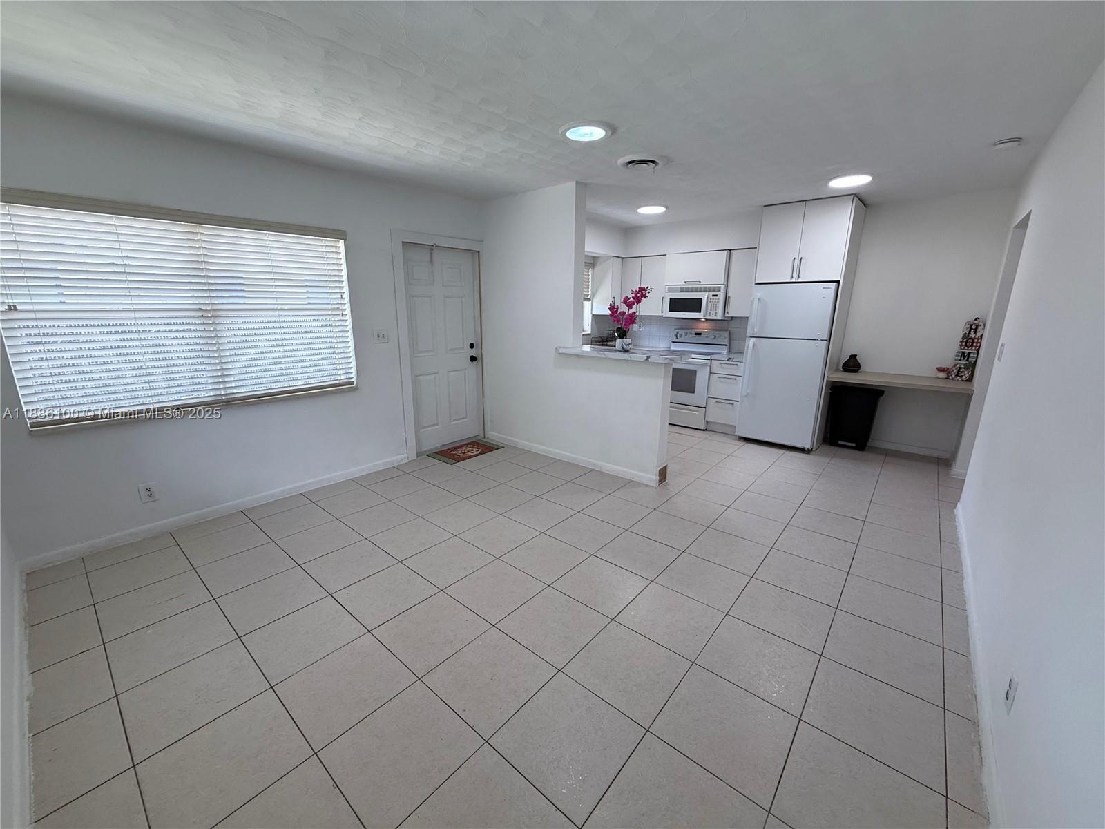   /  1558 sq. ft. $ 2025-09-28 0 Photo