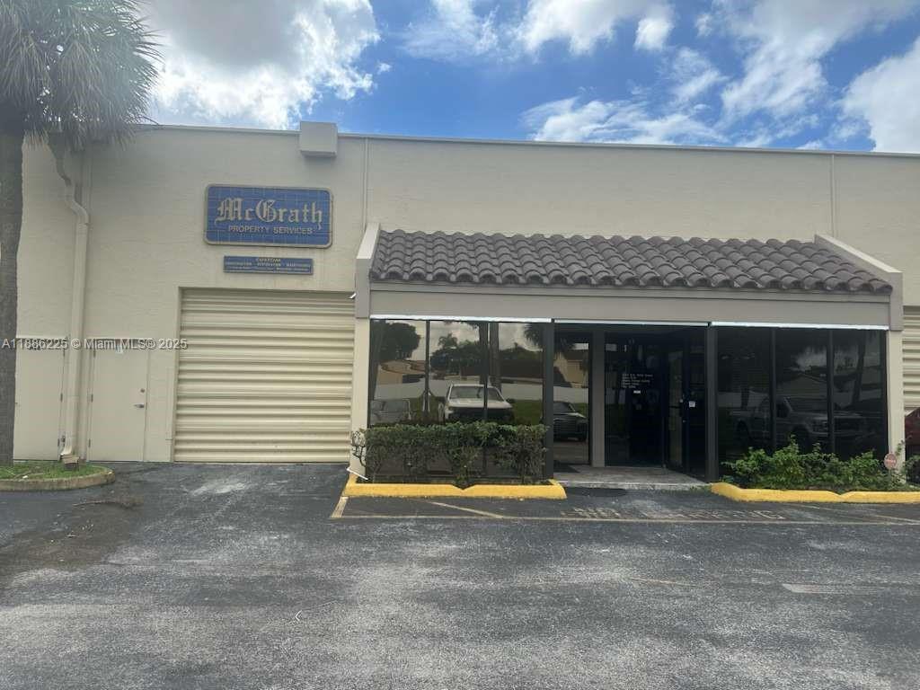 H30  /   sq. ft. $ 2025-09-29 0 Photo