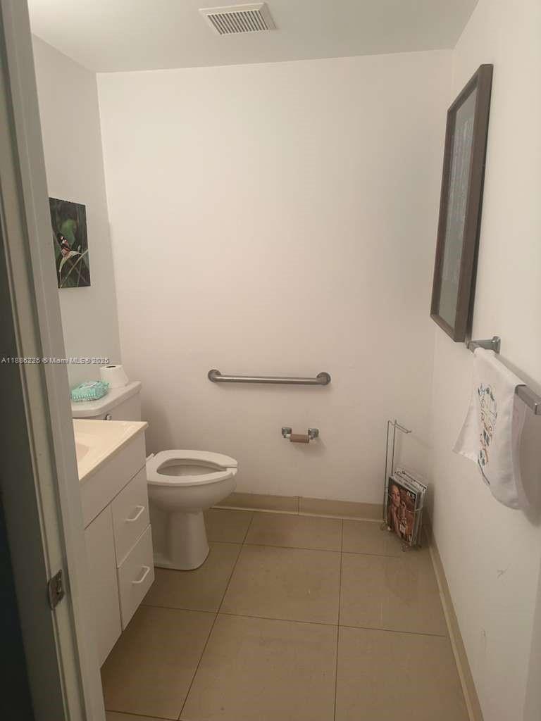 H30  /   sq. ft. $ 2025-09-29 0 Photo