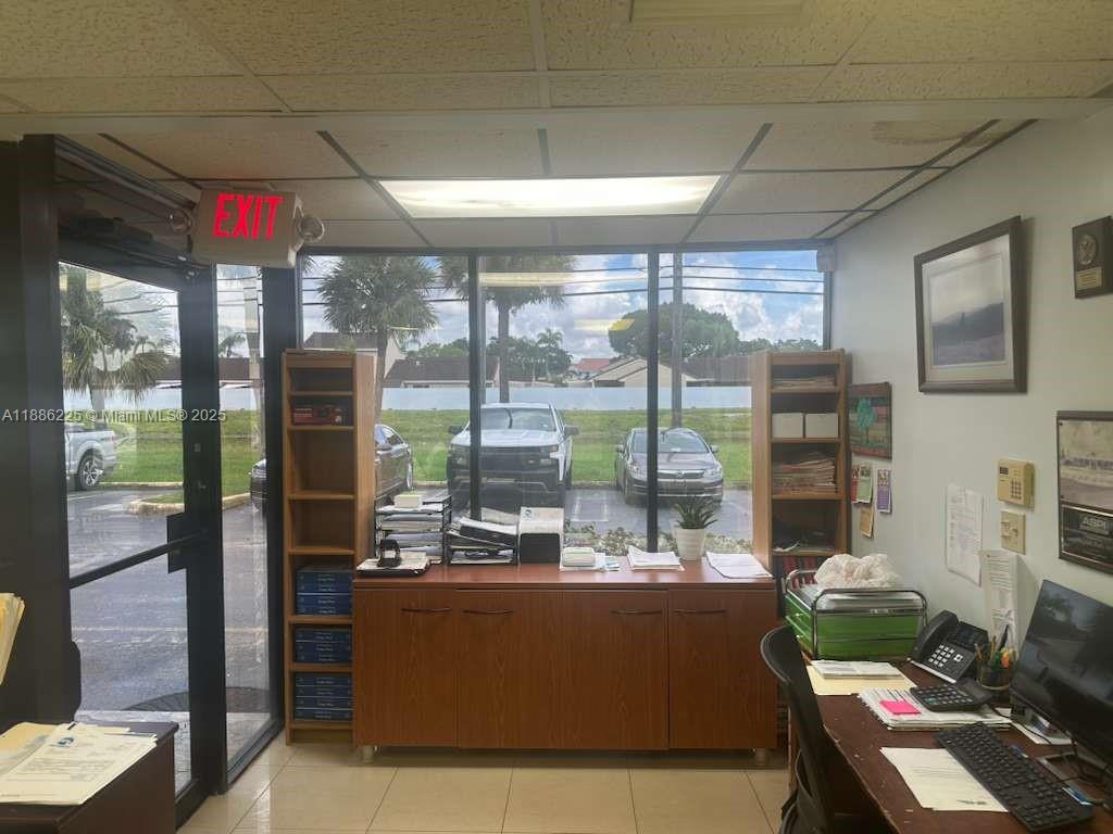 H30  /   sq. ft. $ 2025-09-29 0 Photo