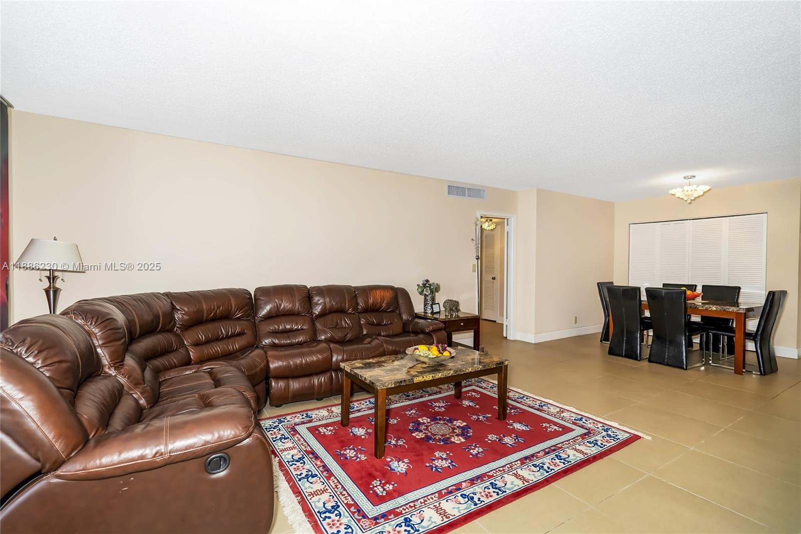 Photo of 2030 Ocean Dr  #1118, Hallandale Beach, Florida, 33009 - 