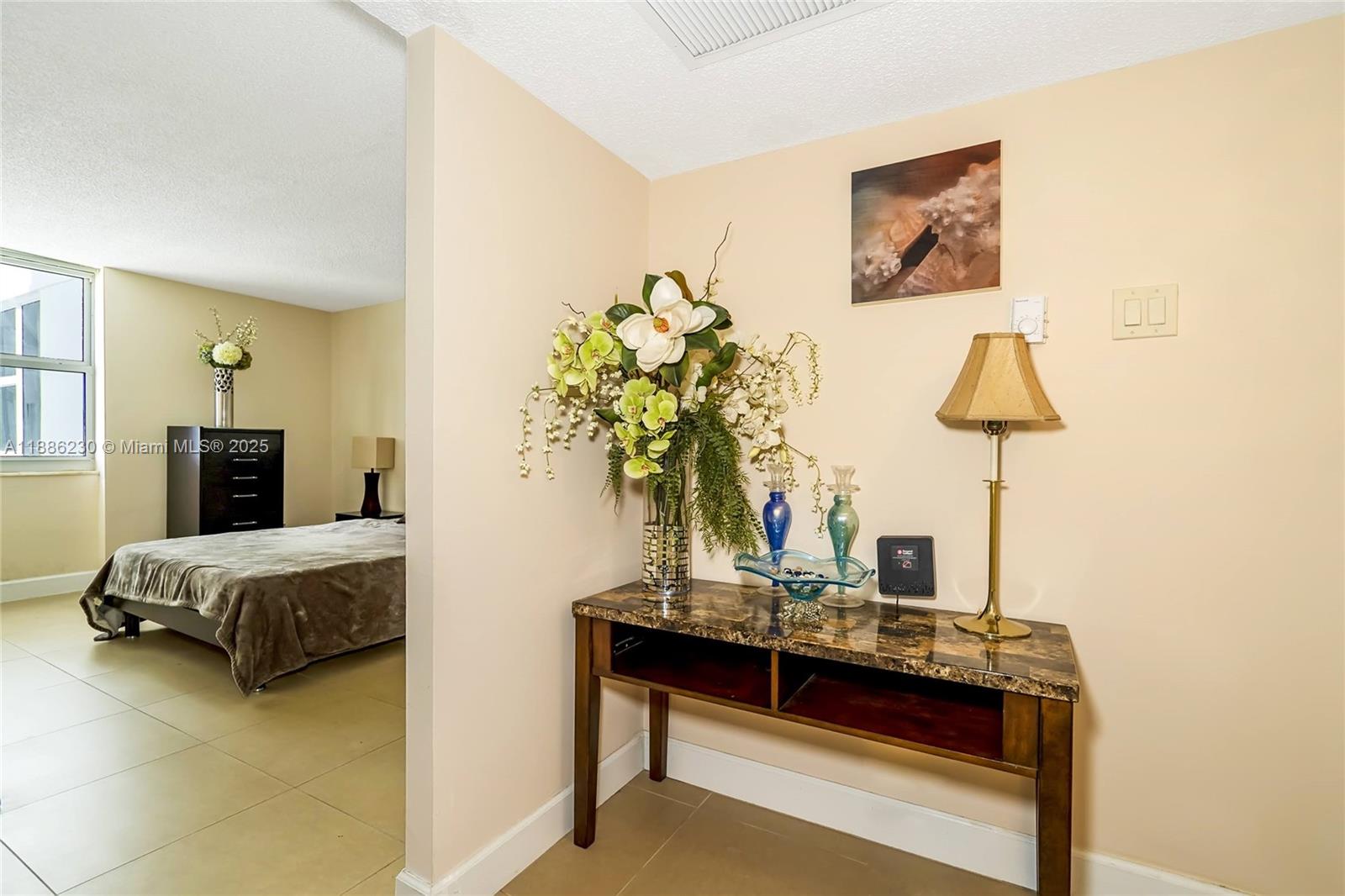 Photo of 2030 Ocean Dr  #1118, Hallandale Beach, Florida, 33009 - 