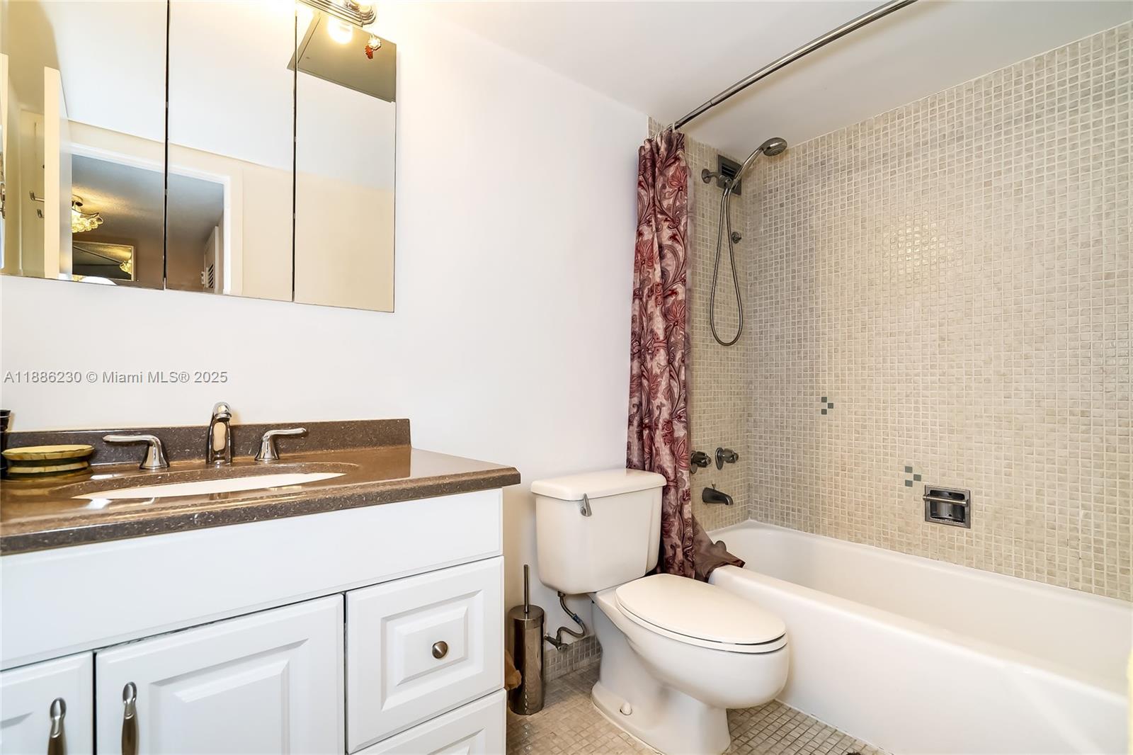 Photo of 2030 Ocean Dr  #1118, Hallandale Beach, Florida, 33009 - 