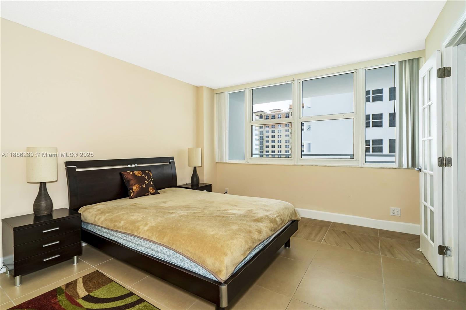 Photo of 2030 Ocean Dr  #1118, Hallandale Beach, Florida, 33009 - 