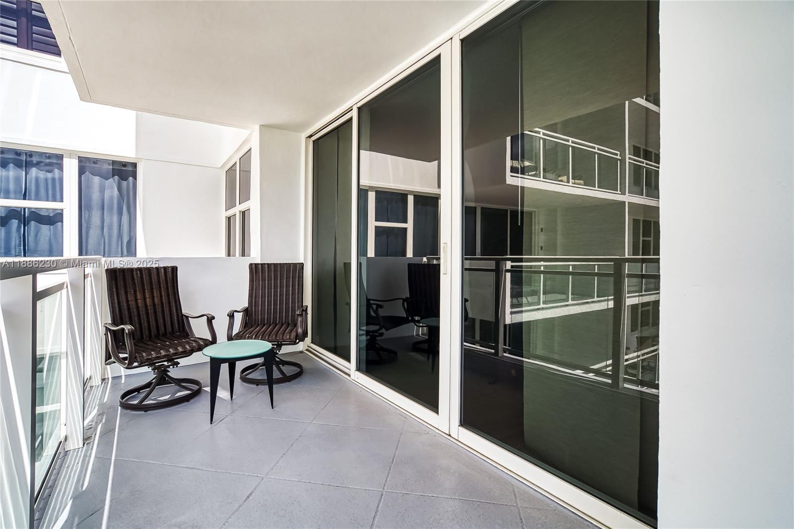 Photo of 2030 Ocean Dr  #1118, Hallandale Beach, Florida, 33009 - 