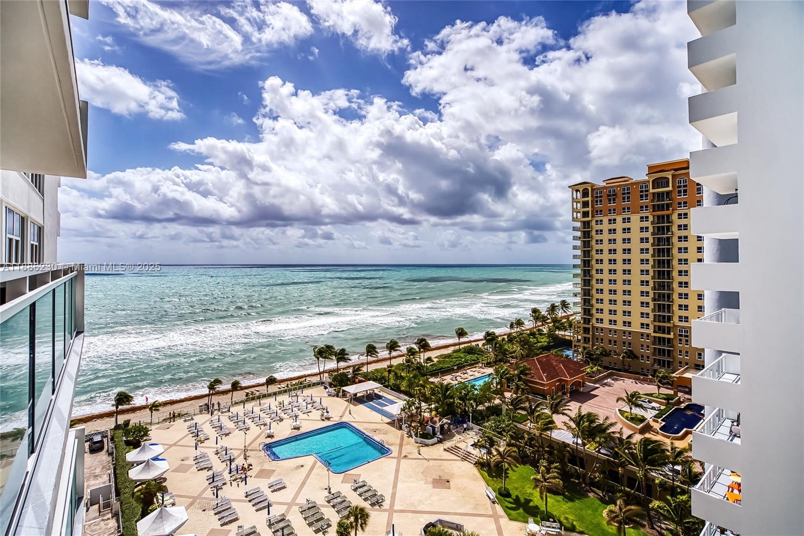 Photo of 2030 Ocean Dr  #1118, Hallandale Beach, Florida, 33009 - 
