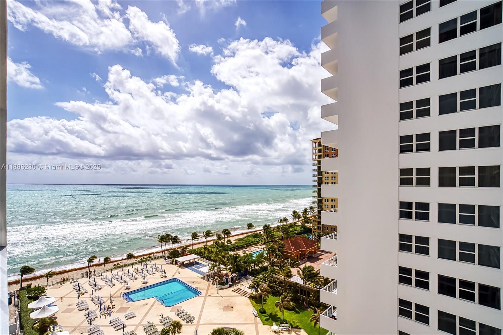 Photo of 2030 Ocean Dr  #1118, Hallandale Beach, Florida, 33009 - 