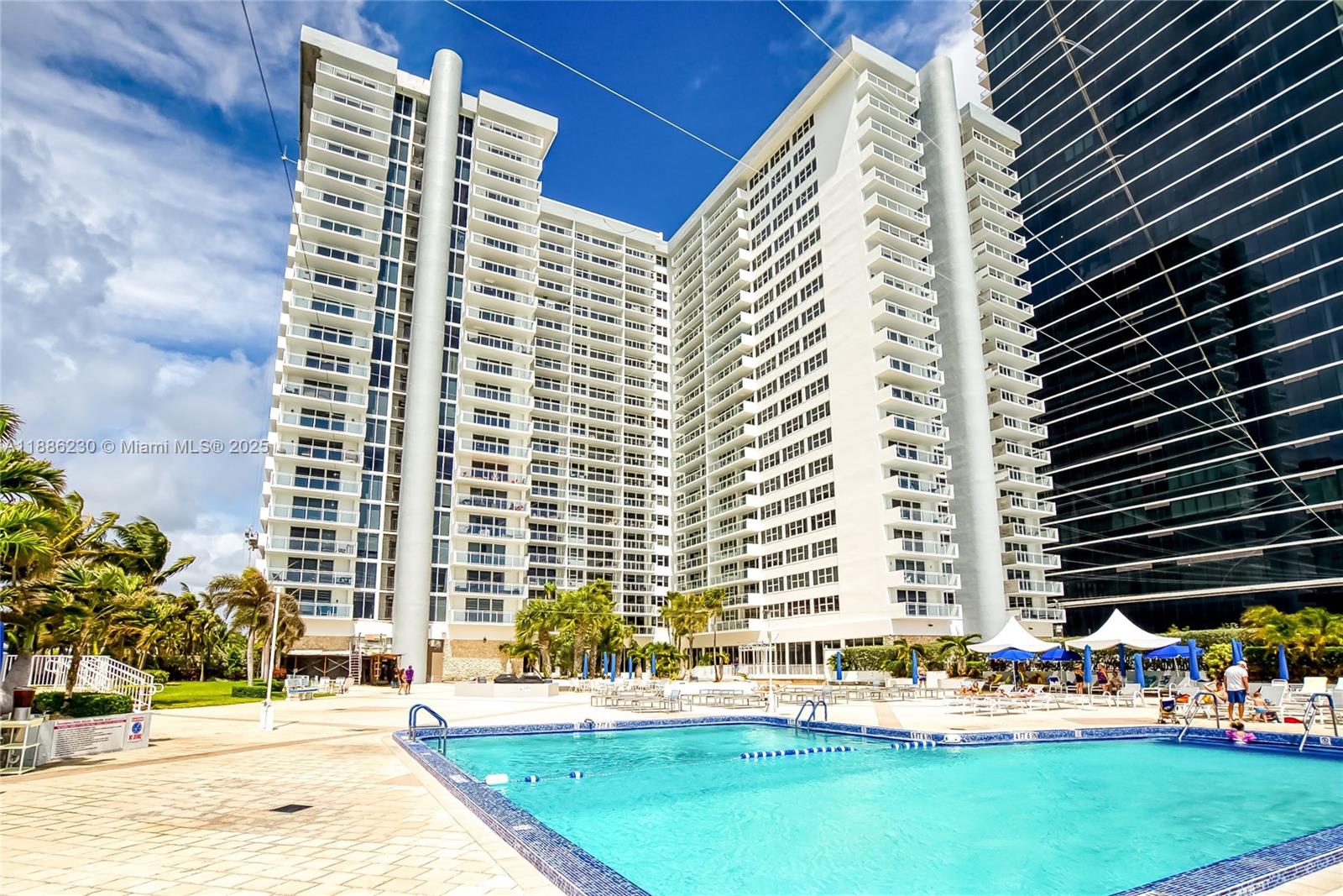Photo of 2030 Ocean Dr  #1118, Hallandale Beach, Florida, 33009 - 