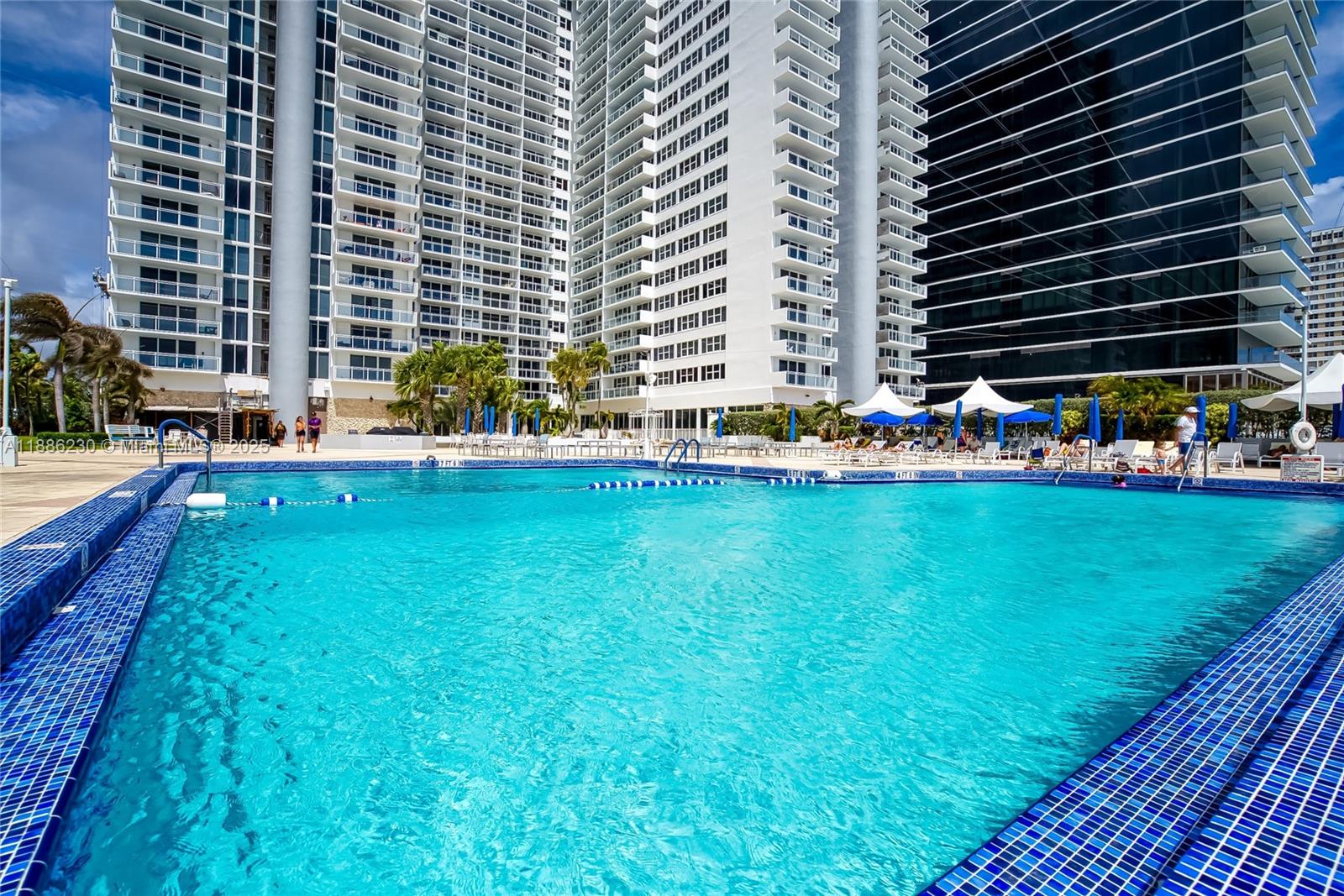 Photo of 2030 Ocean Dr  #1118, Hallandale Beach, Florida, 33009 - 