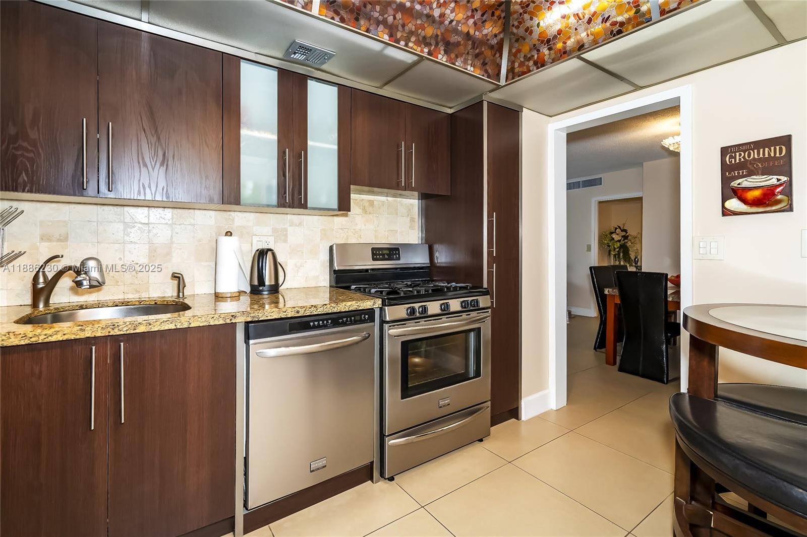 Photo of 2030 Ocean Dr  #1118, Hallandale Beach, Florida, 33009 - 