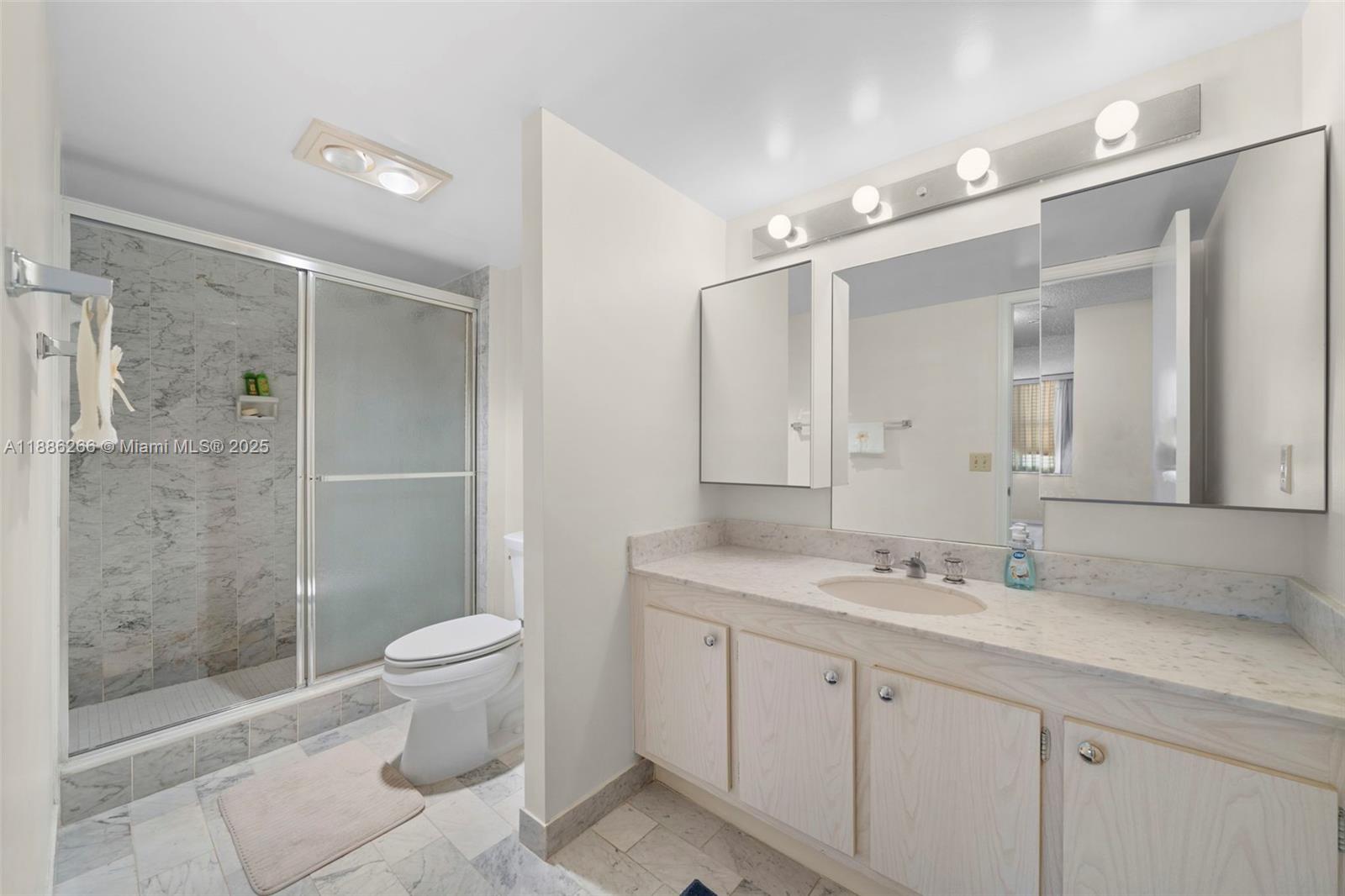 Photo of 2401 Ocean Dr  #304, Hollywood, Florida, 33019 - 