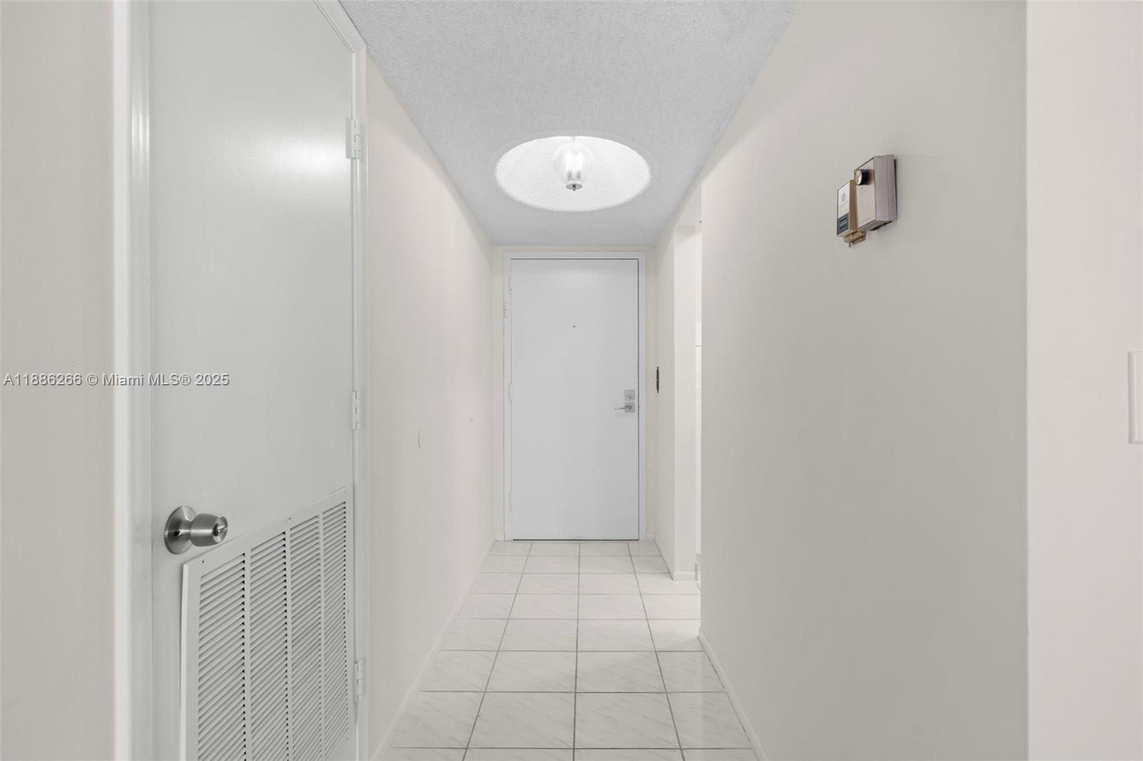 Photo of 2401 Ocean Dr  #304, Hollywood, Florida, 33019 - 