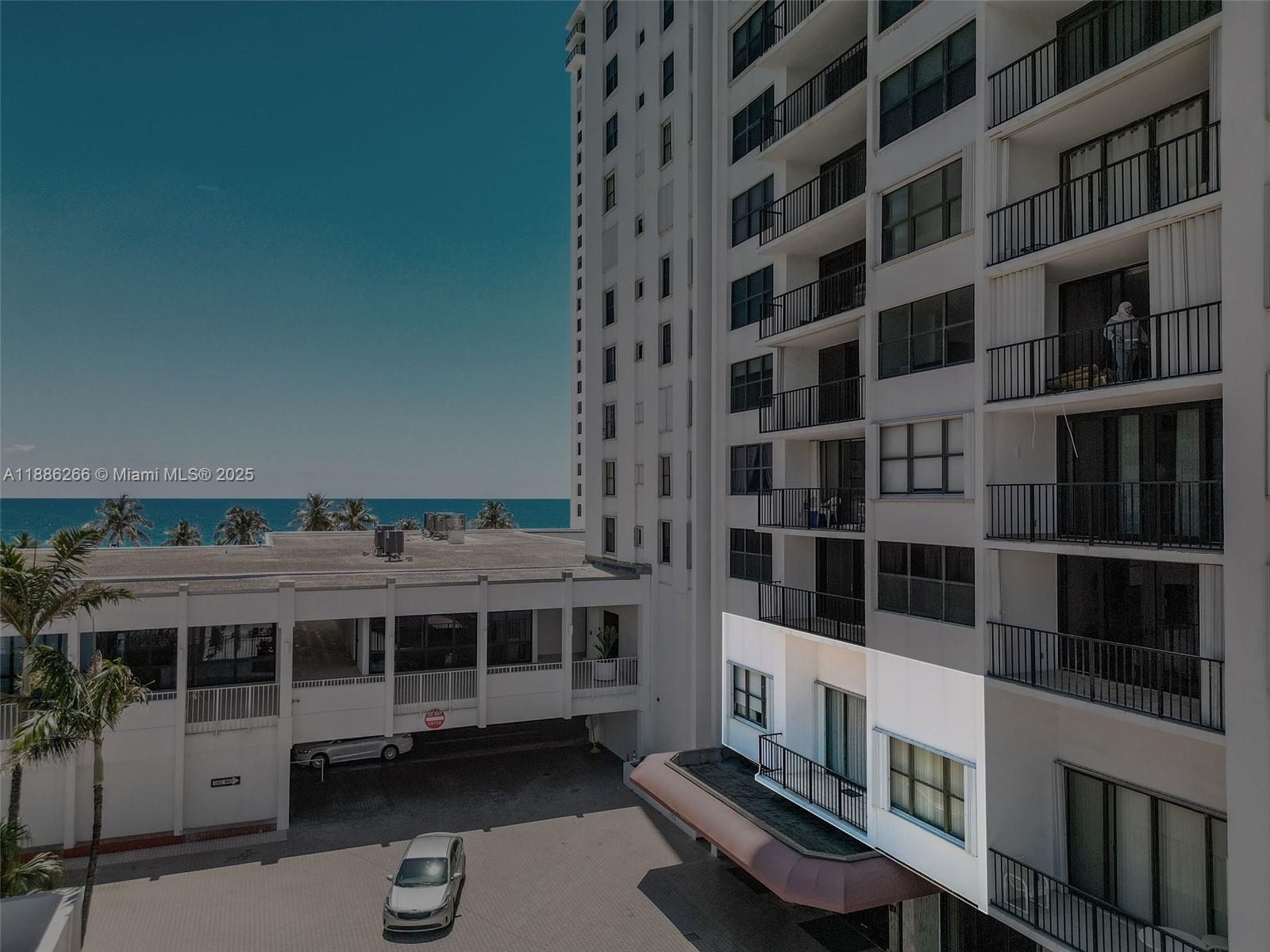 Photo of 2401 Ocean Dr  #304, Hollywood, Florida, 33019 - 