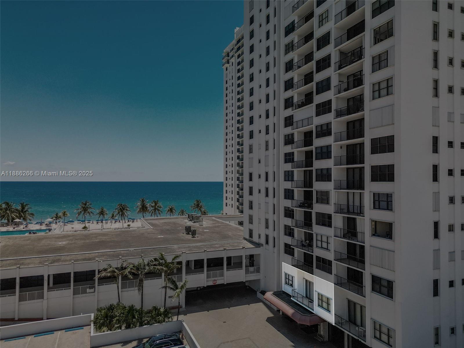 Photo of 2401 Ocean Dr  #304, Hollywood, Florida, 33019 - 