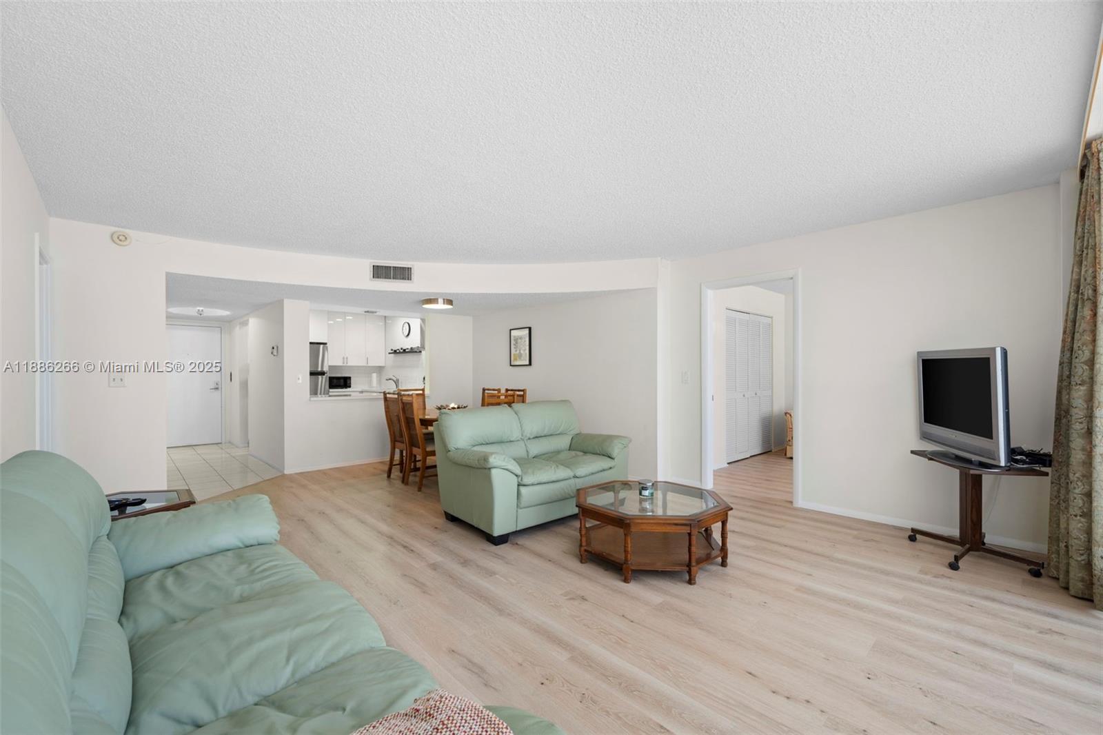 Photo of 2401 Ocean Dr  #304, Hollywood, Florida, 33019 - 