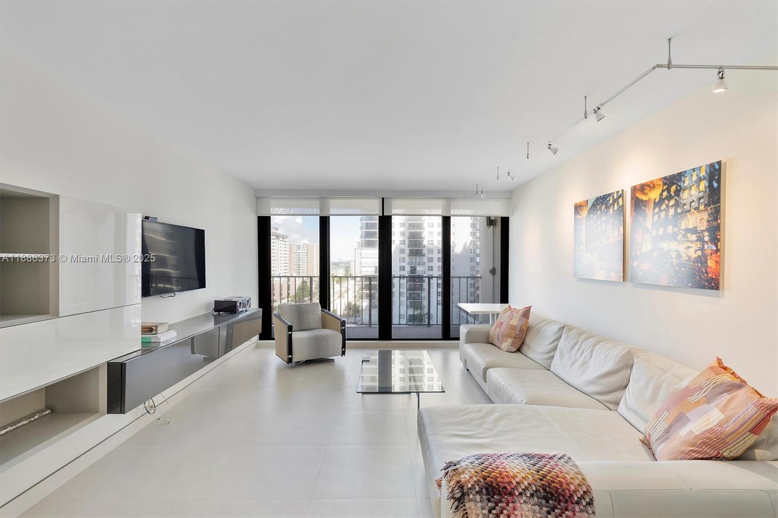 Photo of 2401 Ocean Dr  #905, Hollywood, Florida, 33019 -