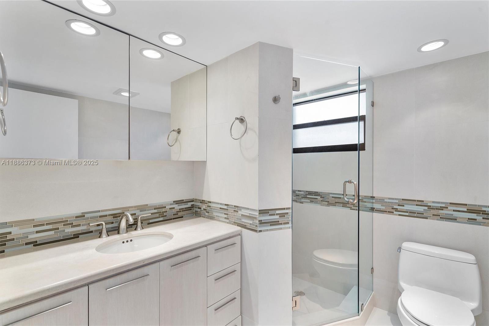 Photo of 2401 Ocean Dr  #905, Hollywood, Florida, 33019 -