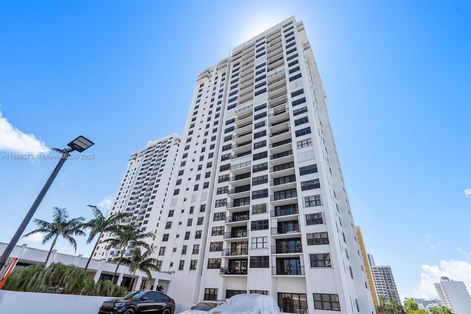 Photo of 2401 Ocean Dr  #905, Hollywood, Florida, 33019 -