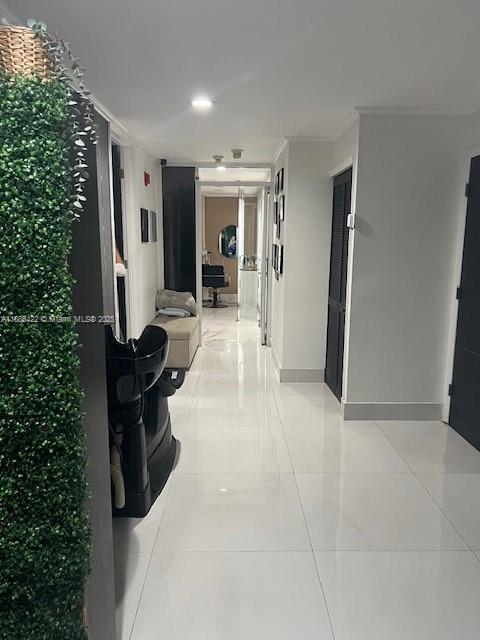   /   кв.футов $ 2025-09-29 0 Фото