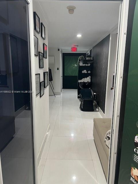   /   кв.футов $ 2025-09-29 0 Фото