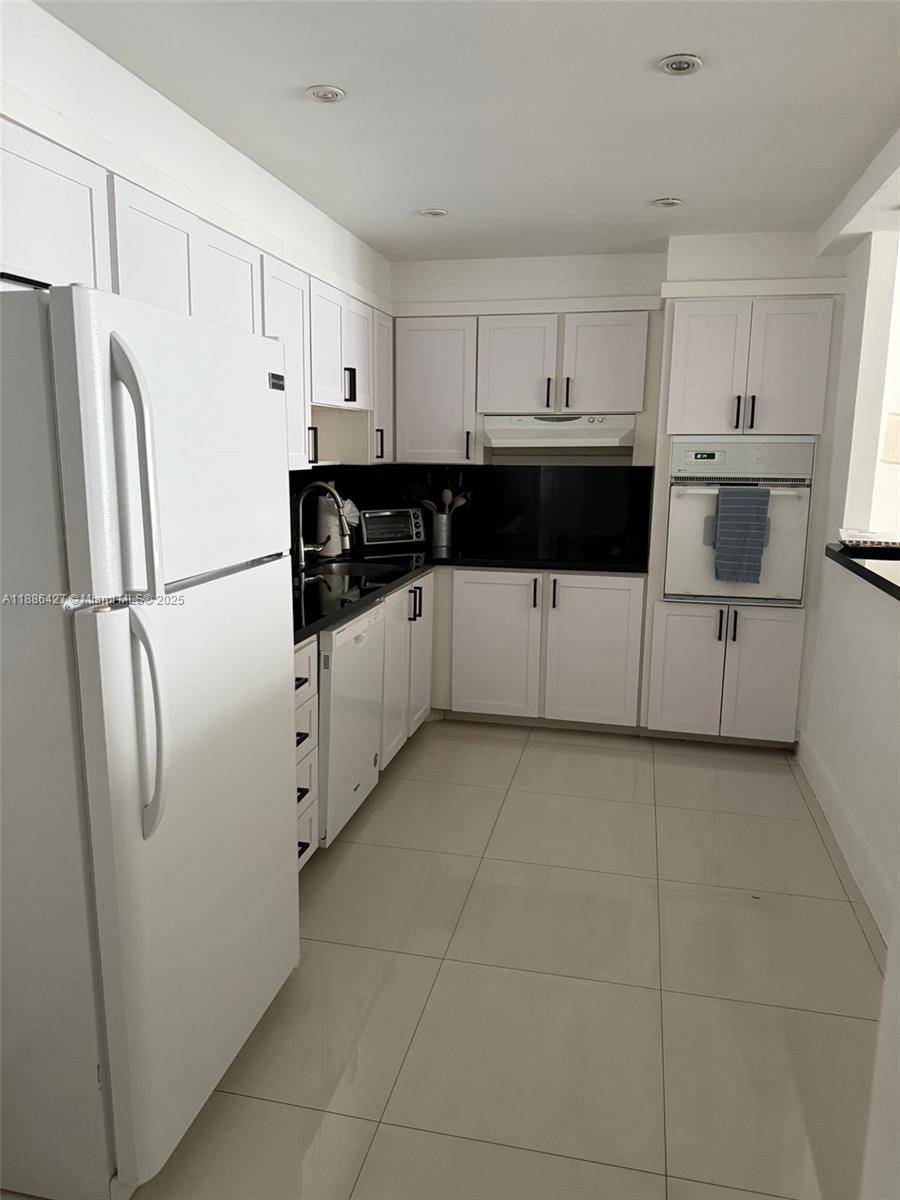 Photo of 19370 Collins Ave  #904, Sunny Isles Beach, Florida, 33160 - 