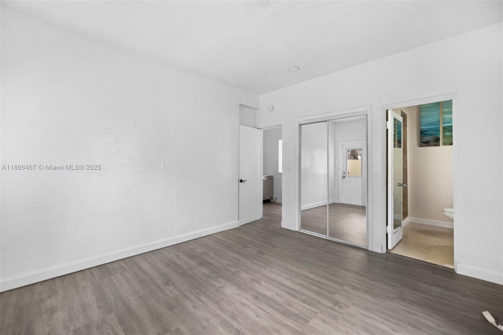   /   sq. ft. $ 2025-09-29 0 Photo