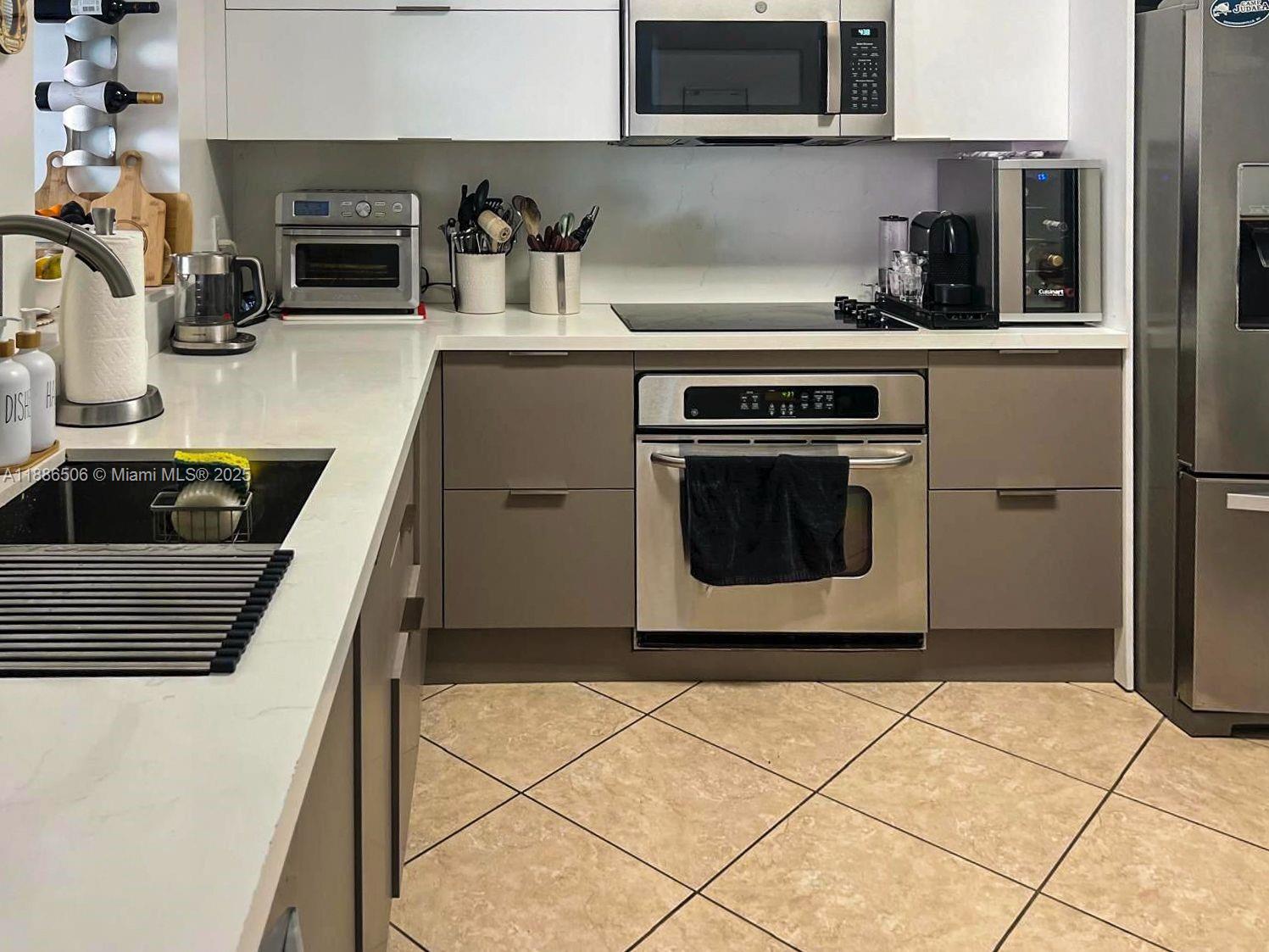 Photo of 3330 190th St  #1910, Aventura, Florida, 33180 - 