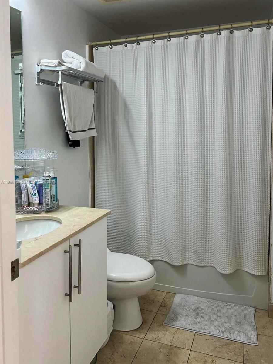 Photo of 3330 190th St  #1910, Aventura, Florida, 33180 - 