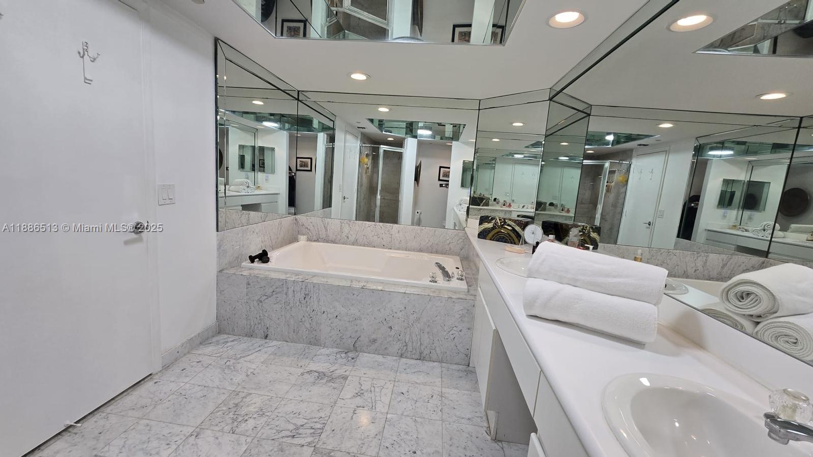 Photo of 16400 Collins Ave  #646, Sunny Isles Beach, Florida, 33160 - 
