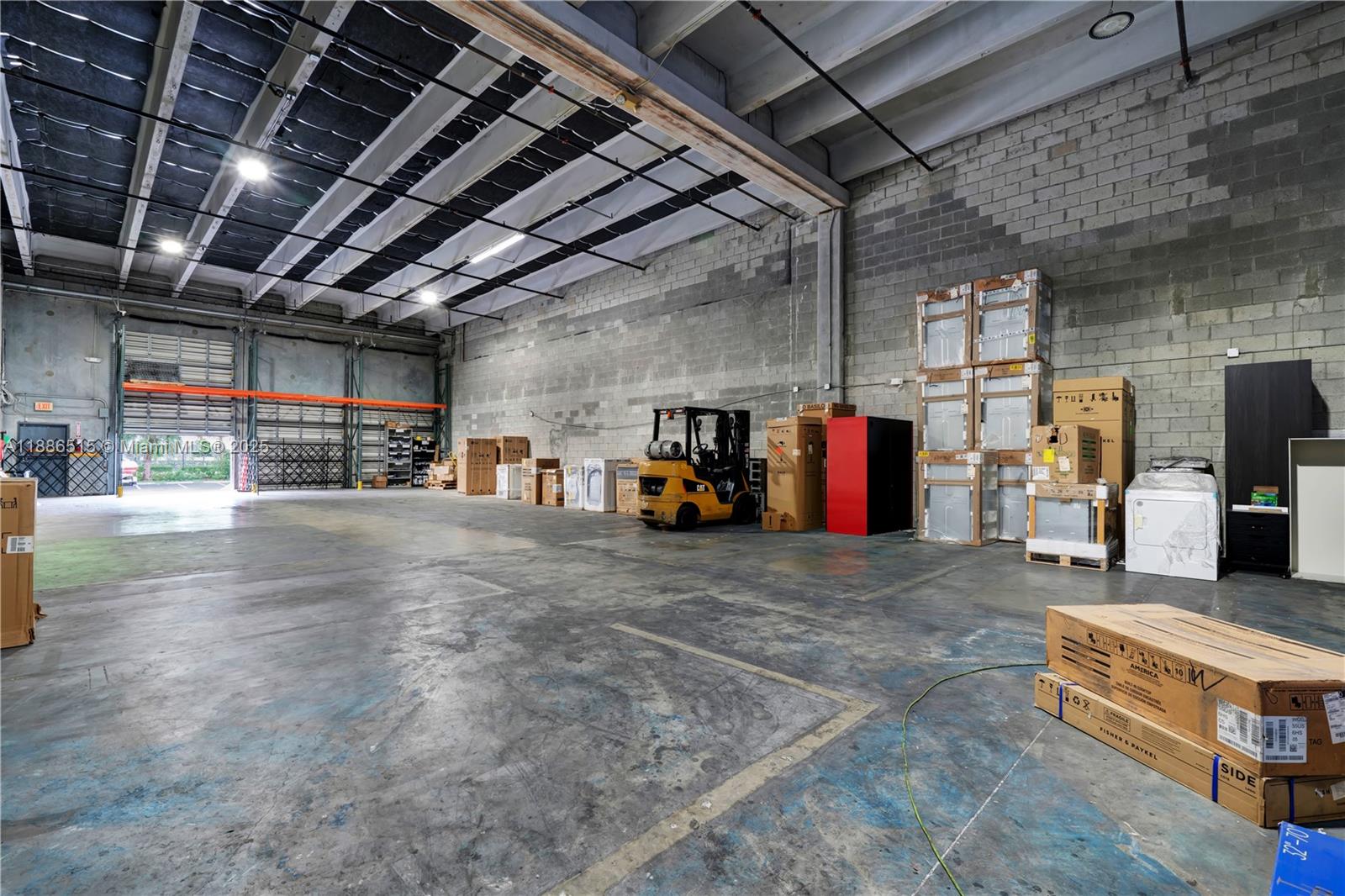   /   sq. ft. $ 2025-09-29 0 Photo