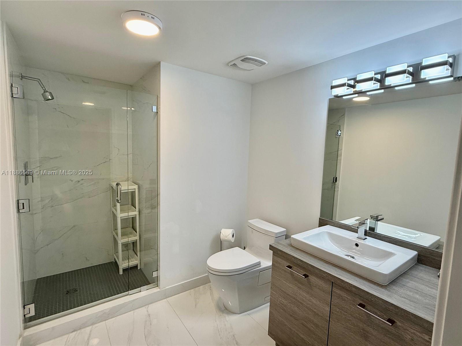 Photo of 400 Sunny Isles Blvd  #916, Sunny Isles Beach, Florida, 33160 - 