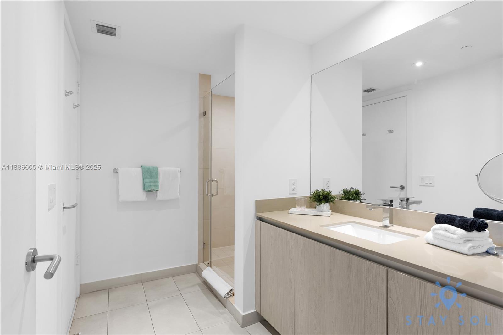2605 2 / 2 1161 sq. ft. $ 2025-09-29 0 foto