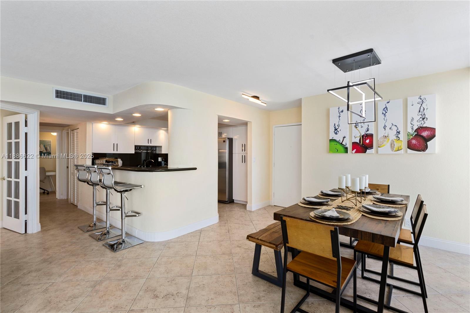Photo of 2030 Ocean Dr  #1820, Hallandale Beach, Florida, 33009 - 