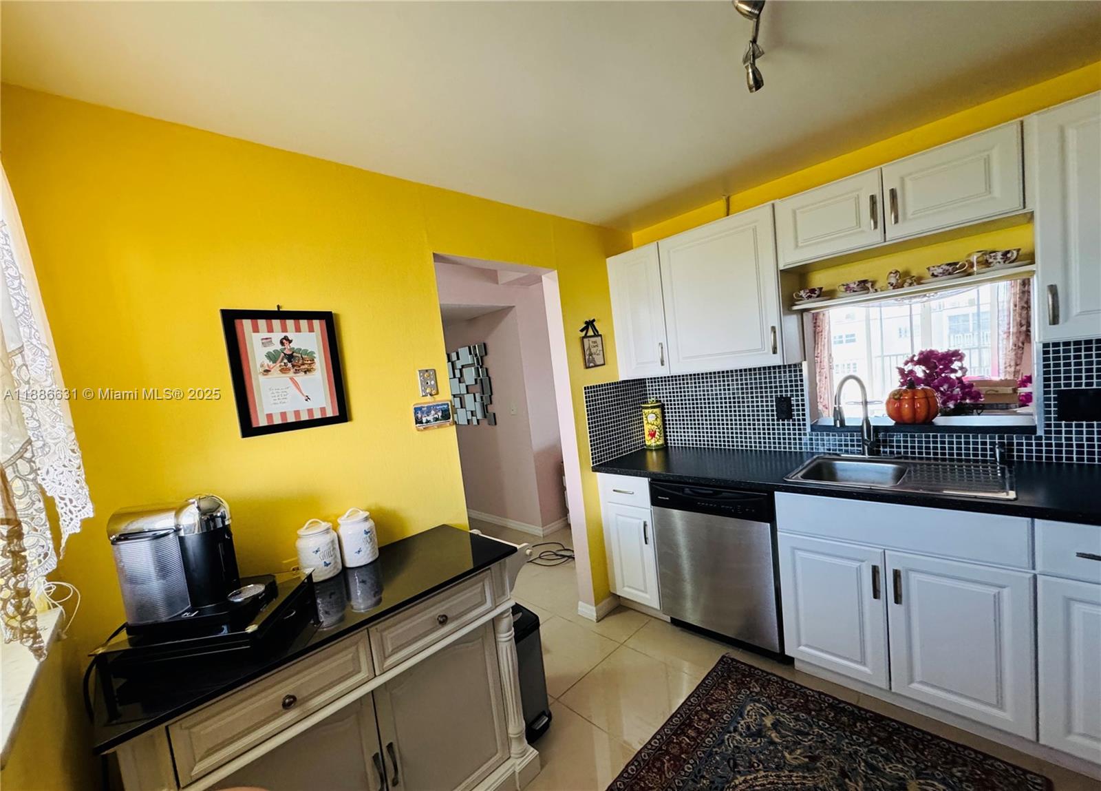 Photo of 619 14th Ave  #703, Hallandale Beach, Florida, 33009 - 
